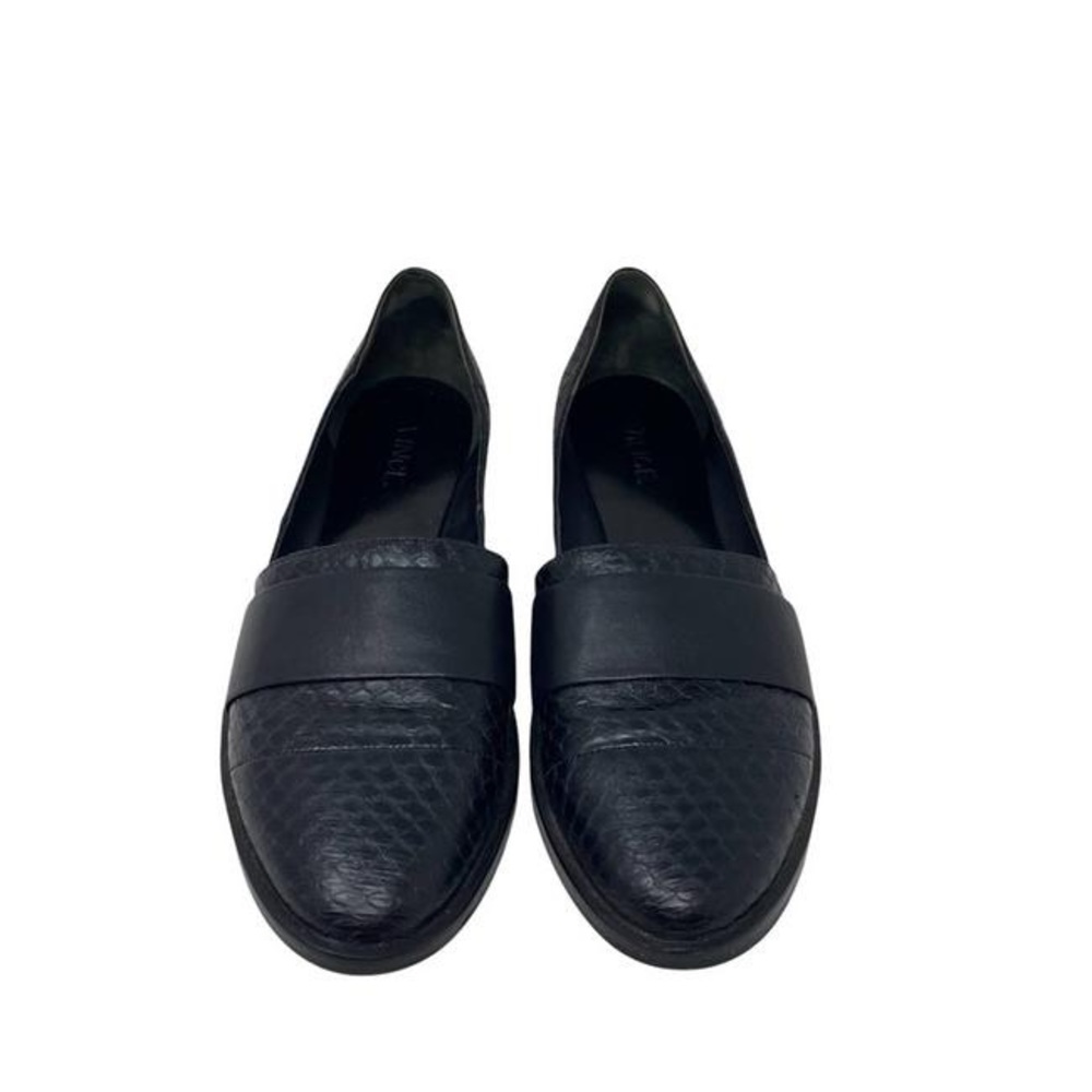 Vince Mason Flat